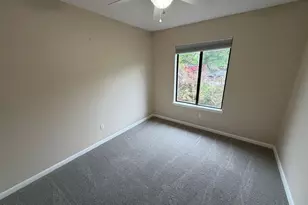 210 Honeysuckle Way, Niceville, FL 32578 - Photo 10