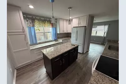 210 Honeysuckle Way, Niceville, FL 32578 - Photo 2