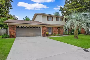 6 NE Stamford Ave, Fort Walton Beach, FL 32547 - Photo 2