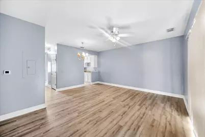 15284 331 Business #UNIT 7B, Freeport, FL 32439 - Photo 4
