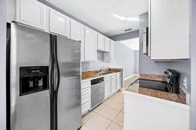 15284 331 Business #UNIT 7B, Freeport, FL 32439 - Photo 10