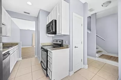 15284 331 Business #UNIT 7B, Freeport, FL 32439 - Photo 8