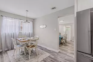 139 NW Robinwood Dr, Fort Walton Beach, FL 32548 - Photo 20