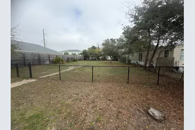 157 N Wells Street, Panama City Beach, FL 32413 - Photo 2