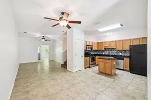122 Dolphin Rd, Mary Esther, FL 32569 - Photo 12