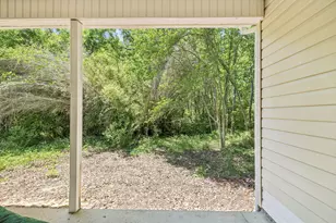 122 Dolphin Rd, Mary Esther, FL 32569 - Photo 4