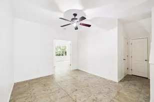 122 Dolphin Rd, Mary Esther, FL 32569 - Photo 10