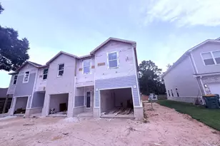 408 Walters Cir, Fort Walton Beach, FL 32547 - Photo 2