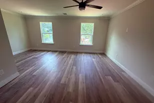 408 Walters Cir, Fort Walton Beach, FL 32547 - Photo 8