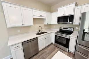 408 Walters Cir, Fort Walton Beach, FL 32547 - Photo 10