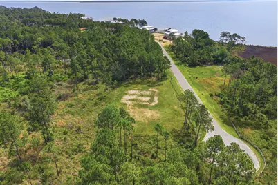 1045 Oyster Bay Drive, Milton, FL 32583 - Photo 8