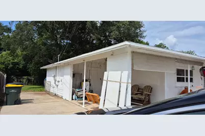 121 NW Jet Drive, Fort Walton Beach, FL 32548 - Photo 2