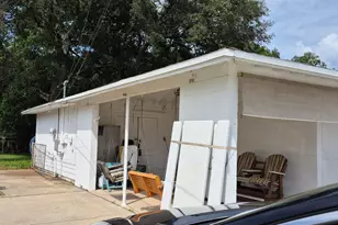 121 NW Jet Dr, Fort Walton Beach, FL 32548 - Photo 2