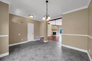 4469 Parkwood Square, Niceville, FL 32578 - Photo 12