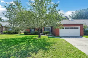 4469 Parkwood Square, Niceville, FL 32578 - Photo 2