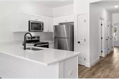 910 Barrow Street #7, Fort Walton Beach, FL 32547 - Photo 1