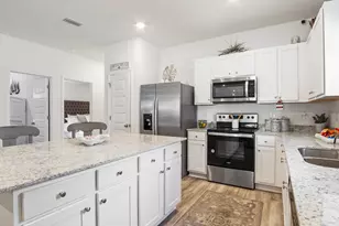 20 Elderberry St, Freeport, FL 32439 - Photo 8