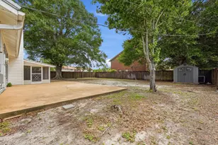 591 Brian Cir, Mary Esther, FL 32569 - Photo 46
