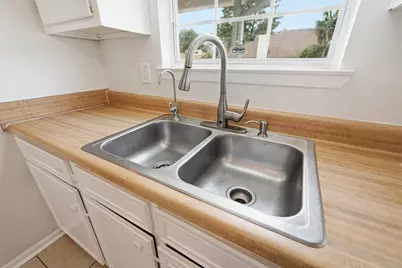 591 Brian Circle, Mary Esther, FL 32569 - Photo 10