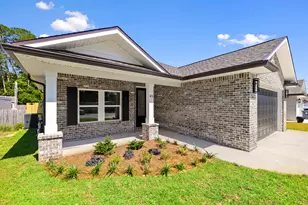 43 Owen St, Niceville, FL 32578 - Photo 2