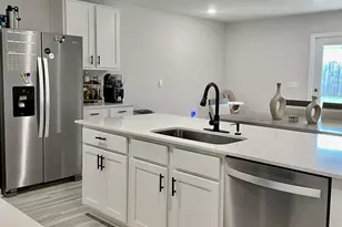 433 Scarborough St, Crestview, FL 32539 - Photo 8