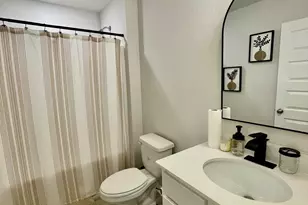 433 Scarborough St, Crestview, FL 32539 - Photo 28