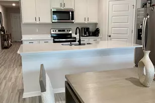 433 Scarborough St, Crestview, FL 32539 - Photo 16