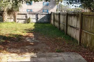 106 Valencia Dr, Fort Walton Beach, FL 32547 - Photo 24