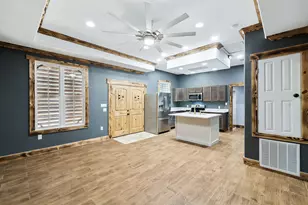981 E Chestnut Ave, Crestview, FL 32539 - Photo 10