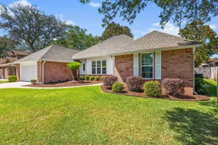 508 Garden Oaks Cove, Niceville, FL 32578 - Photo 2