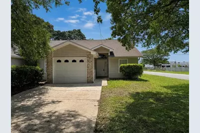 697 Ferguson Drive, Fort Walton Beach, FL 32547 - Photo 2