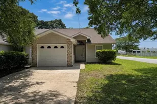 697 Ferguson Dr, Fort Walton Beach, FL 32547 - Photo 2