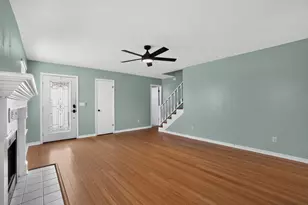 402 Sandy Ridge Cir, Mary Esther, FL 32569 - Photo 4
