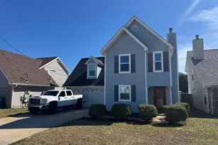 402 Sandy Ridge Cir, Mary Esther, FL 32569 - Photo 2