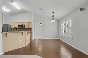 4863 Traxx St, Crestview, FL 32536 - Photo 10