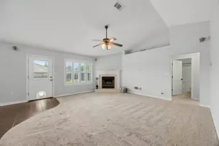 4863 Traxx St, Crestview, FL 32536 - Photo 6