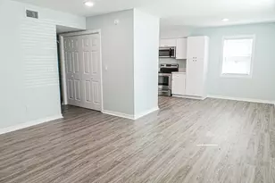 723 S Berthe Ave, Panama City, FL 32404 - Photo 2