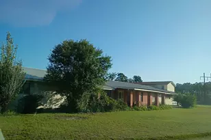 46 Veterans Ln, Freeport, FL 32439 - Photo 2
