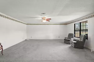 46 Veterans Ln, Freeport, FL 32439 - Photo 12