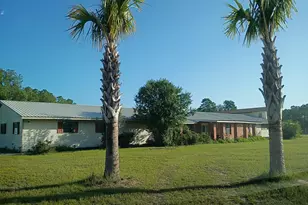46 Veterans Ln, Freeport, FL 32439 - Photo 2