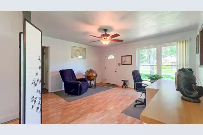 320 Stacy Circle, Fort Walton Beach, FL 32548 - Photo 6
