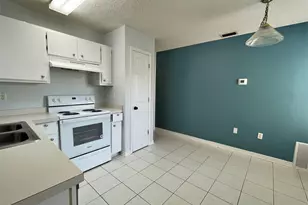 4724 Connor Dr, Crestview, FL 32539 - Photo 4