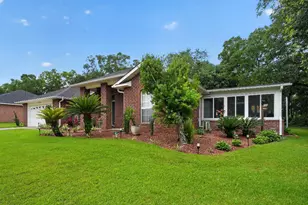5785 Tiger Woods Dr, Milton, FL 32570 - Photo 2