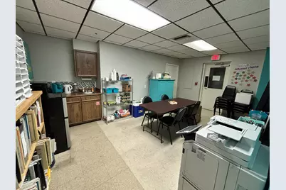 105 Lewis Street, Fort Walton Beach, FL 32547 - Photo 2