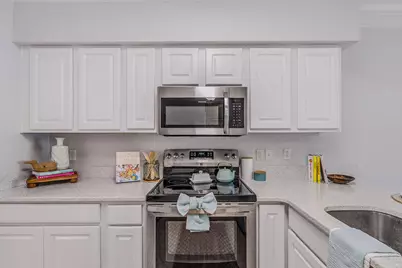 7 Laguna Street #206, Fort Walton Beach, FL 32548 - Photo 10