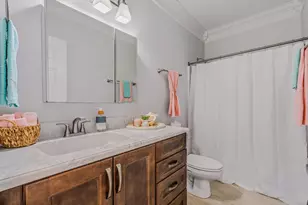 7 Laguna St, Fort Walton Beach, FL 32548 - Photo 16