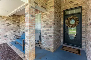 2056 Sundown Dr, Navarre, FL 32566 - Photo 4