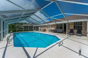 2056 Sundown Dr, Navarre, FL 32566 - Photo 2