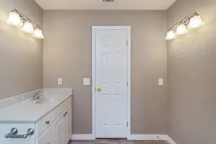 98 Josie Rd, Mary Esther, FL 32569 - Photo 20