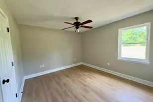 1304 Pinewood Ln, Crestview, FL 32539 - Photo 6